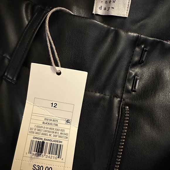 Wide Leg Faux Leather Pants large - Picture 5 of 7